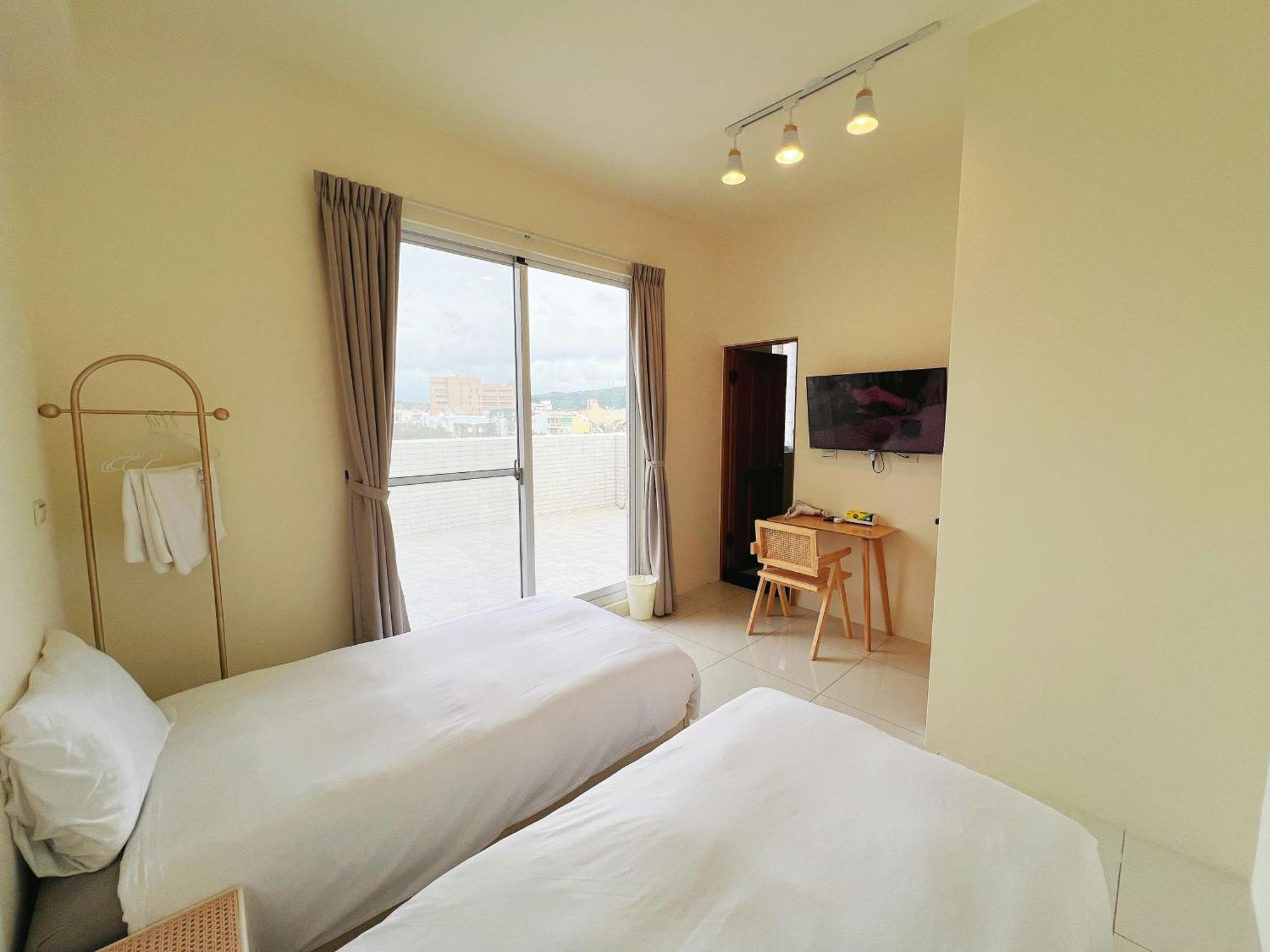 日子有光 Shine Inn Day ย่านเมืองเก่าเฮ้งชุน ภายนอก รูปภาพ