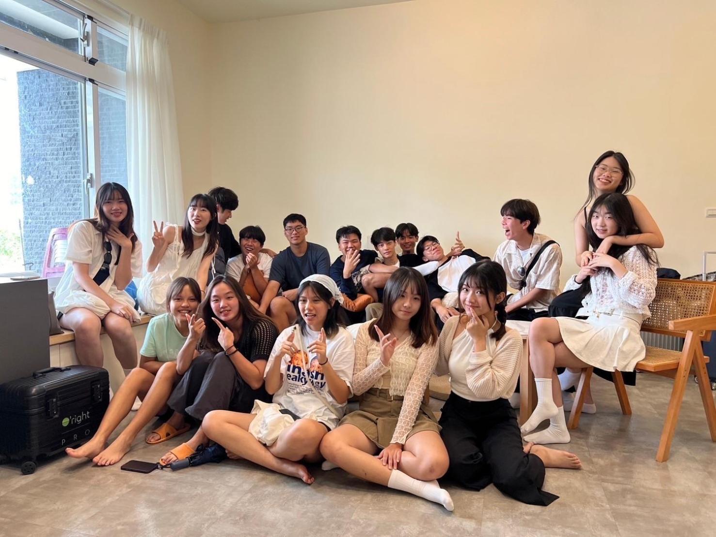 日子有光 Shine Inn Day ย่านเมืองเก่าเฮ้งชุน ภายนอก รูปภาพ